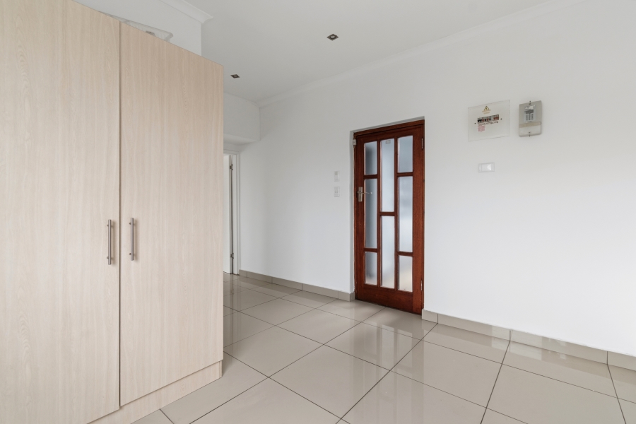 1 Bedroom Property for Sale in Heathfield Western Cape